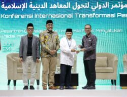 Mendikti Saintek: Pesantren Kunci Indonesia Jadi Negara Maju